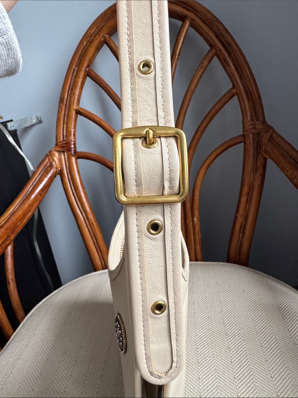 Coach Ergo C2265 customized with pin (Coach) and a tag (Coach) - Picture 5 of 10